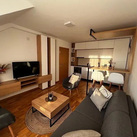 Prirodni Raj-udoban Apartament *