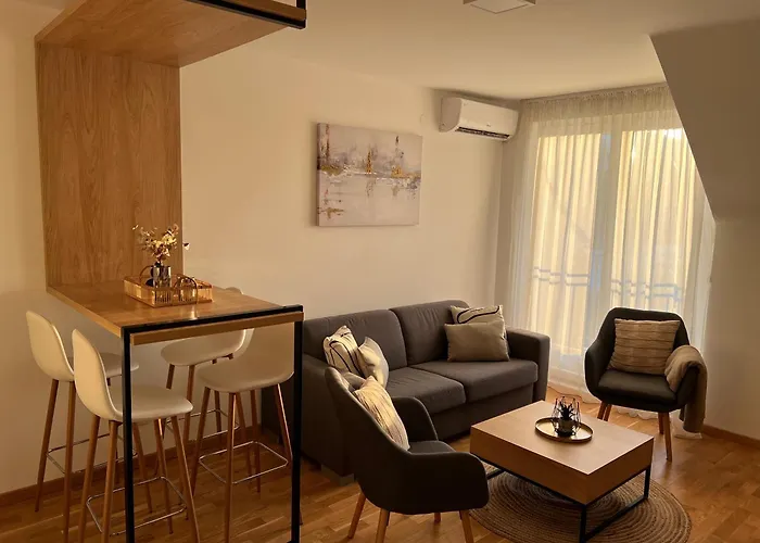 Lejlighed Prirodni Raj-udoban